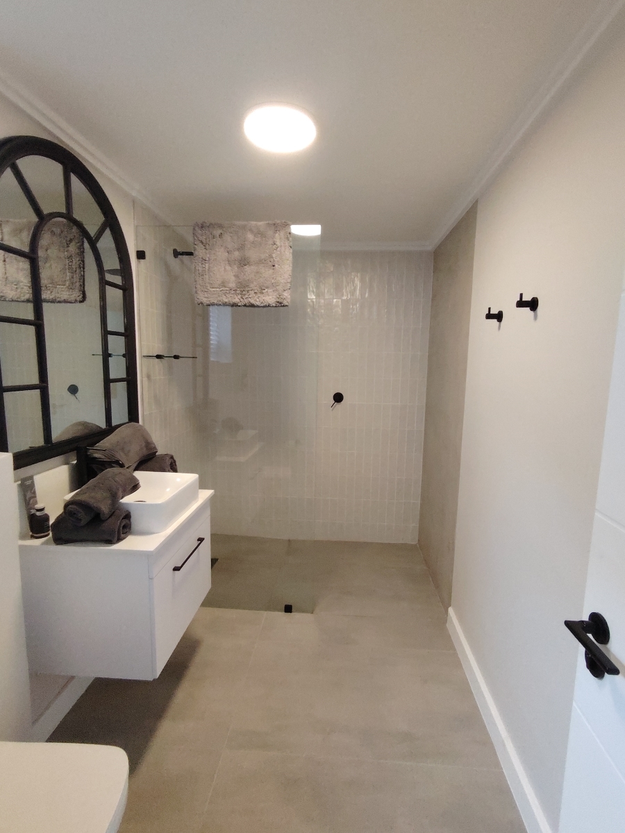 To Let 6 Bedroom Property for Rent in Brackenridge Western Cape